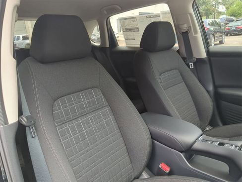 New 2026 Honda HR-V LX image 7