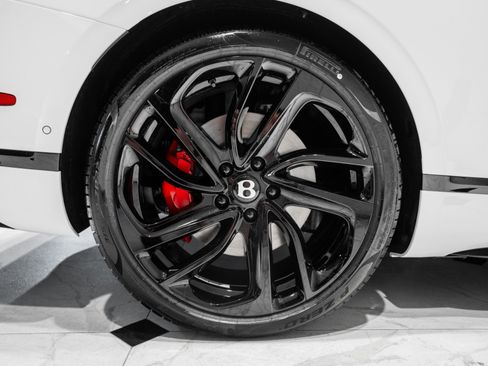 New 2026 Bentley Continental GTC AWD/4WD image 17