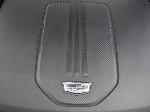 Certified 2024 Cadillac Lyriq Sport w/ Nappa Leather Package AWD/4WD image 35
