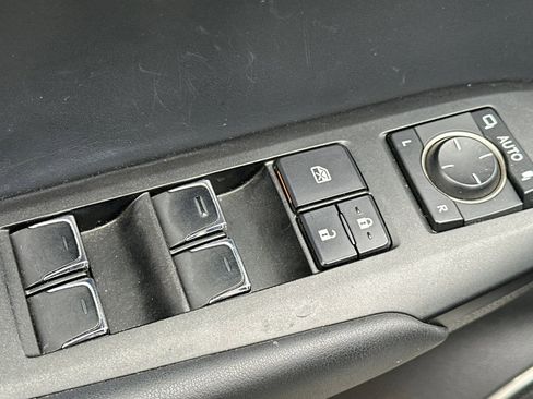 Used 2019 Lexus NX 300 FWD image 12