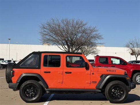 Used 2020 Jeep Wrangler Unlimited Sport image 3