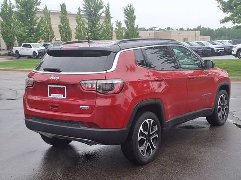 Used 2023 Jeep Compass Limited AWD/4WD image 4