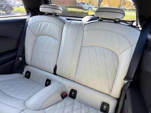 Used 2021 MINI Cooper SE w/ 8.8" Touchscreen Nav Package image 27