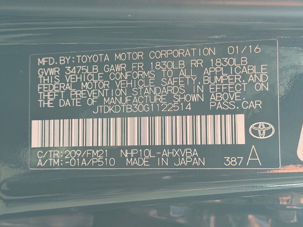 Used 2016 Toyota Prius C Persona Series FWD image 36