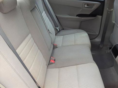 Used 2017 Toyota Camry LE FWD image 22