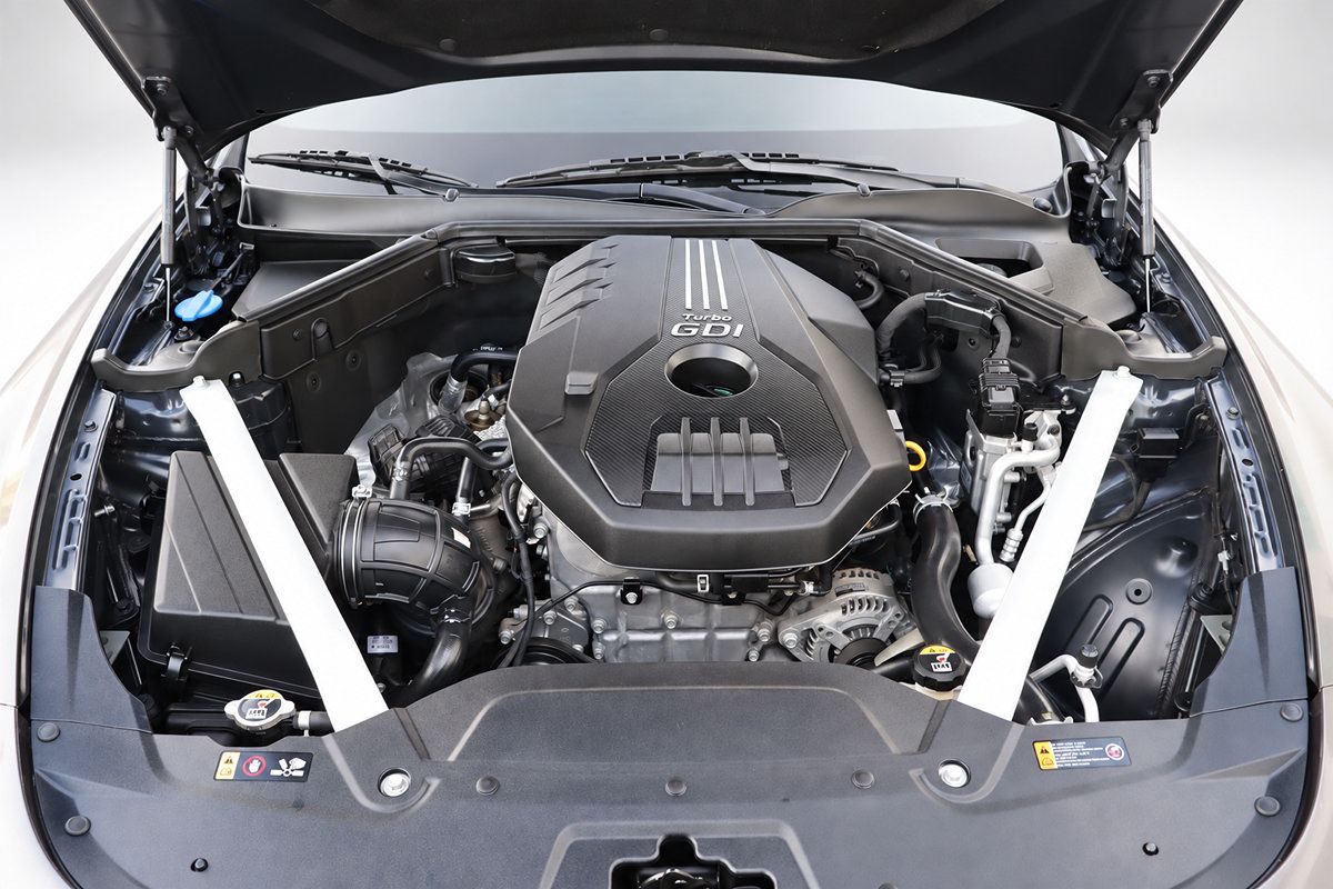 Used 2019 Kia Stinger RWD image 42