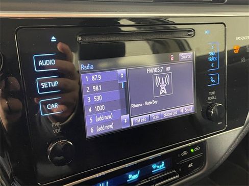 Used 2017 Toyota Corolla L image 7