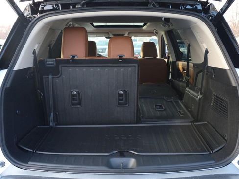 New 2026 Nissan Pathfinder Platinum AWD/4WD image 30