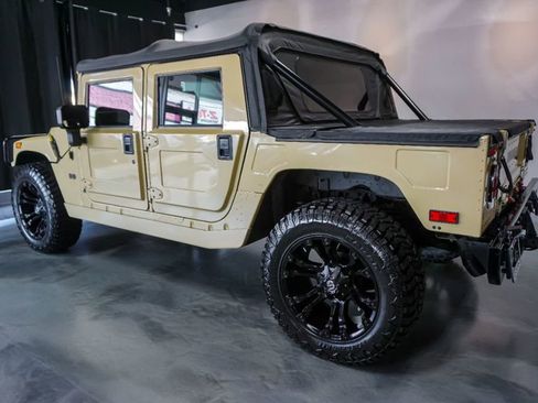 Used 2004 HUMMER H1 4-Door Open Top image 6