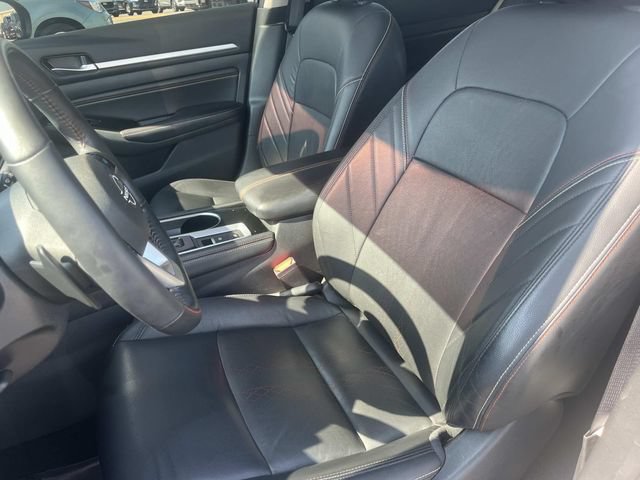 Used 2023 Nissan Altima 2.0 SR FWD image 24