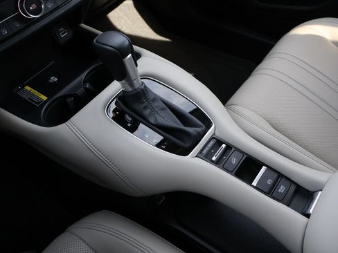 Certified 2023 Honda HR-V EX-L image 23