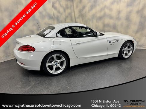 Used 2014 BMW Z4 sDrive28i image 16