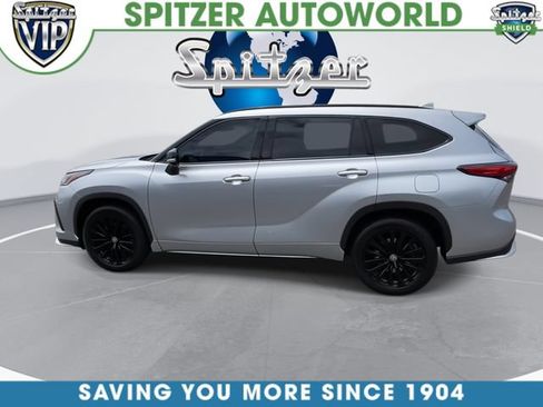 Used 2023 Toyota Highlander XSE AWD/4WD image 6