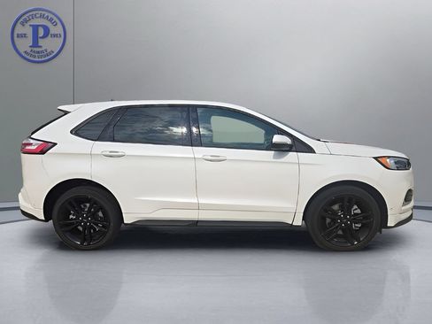 Used 2023 Ford Edge ST w/ Equipment Group 401A AWD/4WD image 8