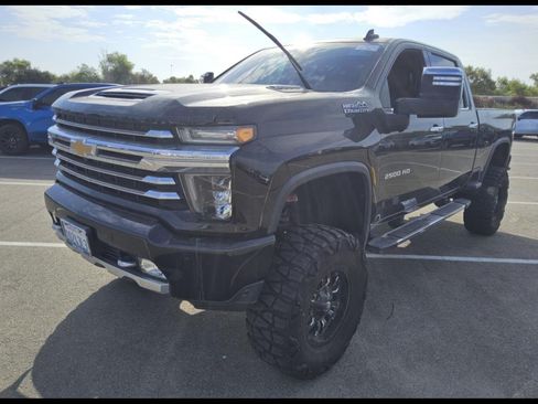Used 2022 Chevrolet Silverado 2500 High Country w/ Safety Package II AWD/4WD image 1