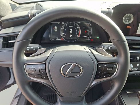 Used 2025 Lexus ES 350 w/ Premium Package FWD image 20