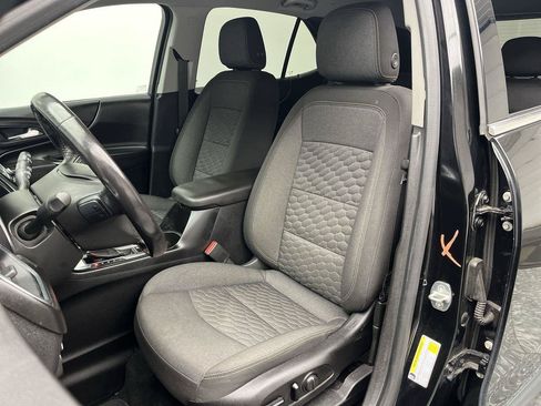 Used 2019 Chevrolet Equinox LT AWD/4WD image 9