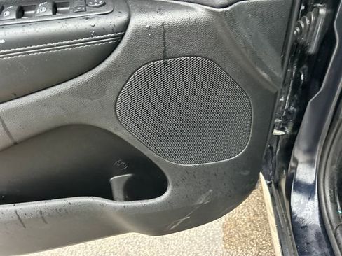 Used 2024 Dodge Durango SXT image 32