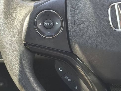 Used 2019 Honda HR-V LX image 22