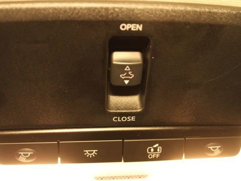 Used 2023 Nissan Altima 2.5 SR image 26