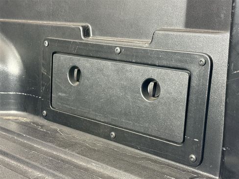 Used 2015 Toyota Tacoma PreRunner image 42