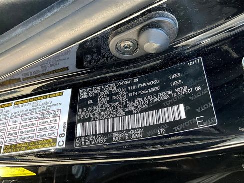Used 2018 Toyota 4Runner Limited AWD/4WD image 37