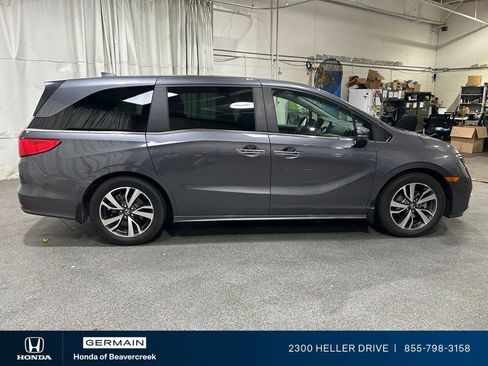 Used 2024 Honda Odyssey Touring image 9