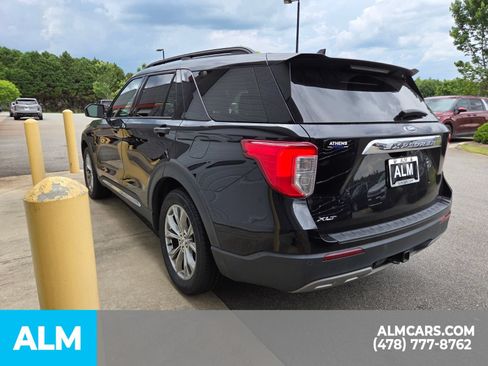 Used 2023 Ford Explorer XLT w/ Equipment Group 202A RWD image 19