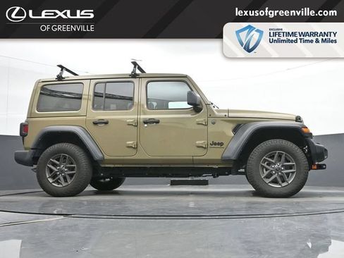 Used 2025 Jeep Wrangler Unlimited Sport AWD/4WD image 35