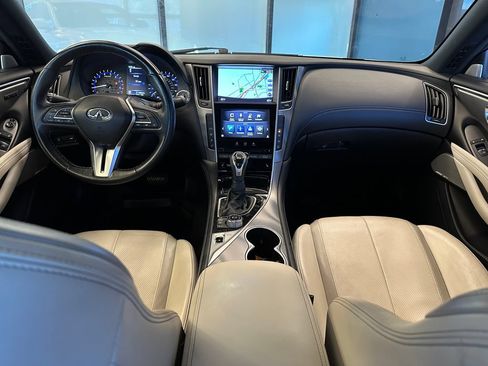 Used 2019 INFINITI Q60 3.0t Luxe AWD/4WD image 9