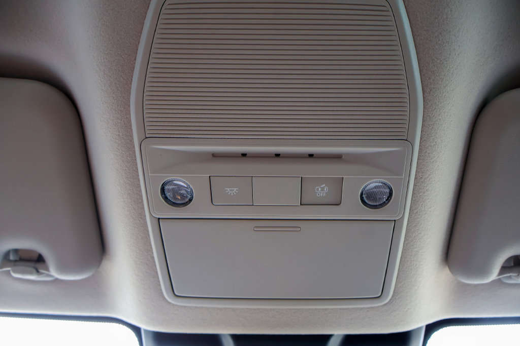 New 2027 Nissan Sentra SR w/ SR All Weather Package FWD image 16