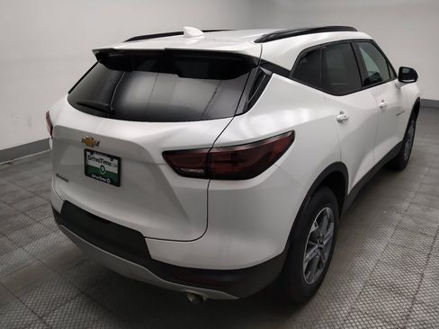 Used 2024 Chevrolet Blazer LT w/ Convenience Package FWD image 9