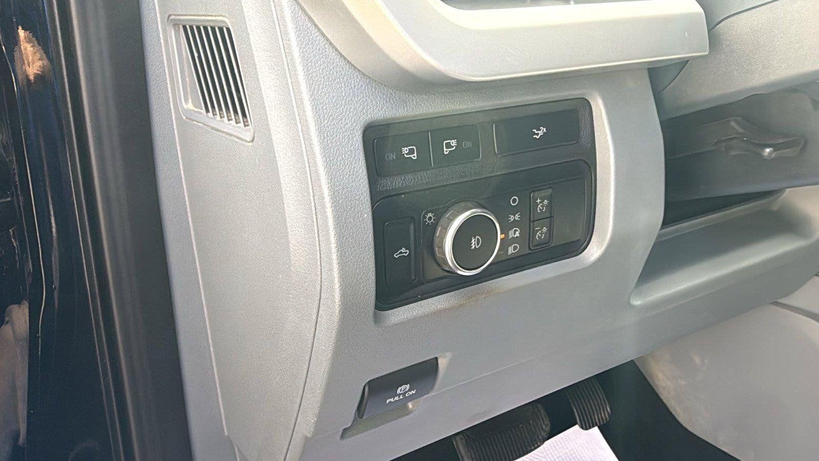 Used 2023 Ford F350 XLT w/ Tremor Off-Road Package AWD/4WD image 23