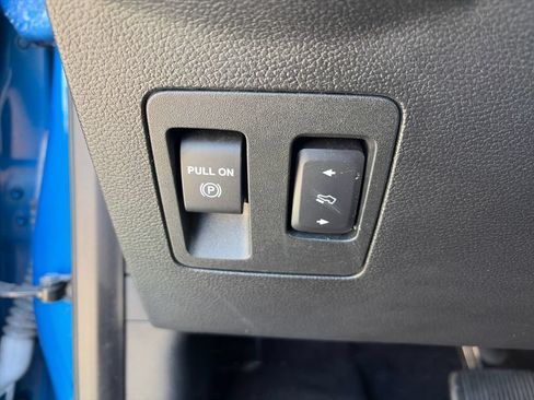 Used 2019 Ford F150 XLT w/ Equipment Group 302A Luxury AWD/4WD image 25