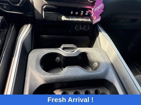 Used 2020 RAM 1500 Big Horn RWD image 7