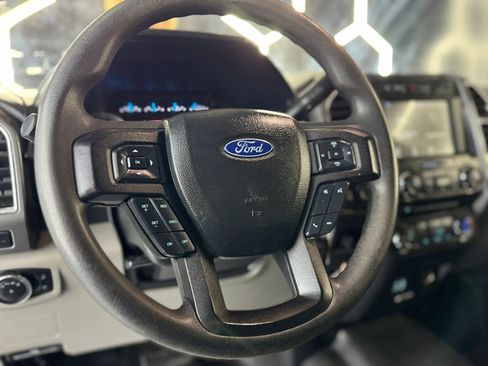 Used 2017 Ford F350 XLT w/ FX4 Off-Road Package image 14