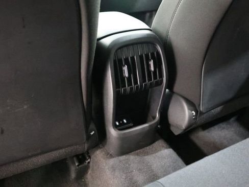 Certified 2025 Hyundai Kona SEL image 29