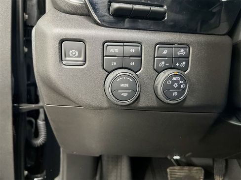 New 2025 Chevrolet Silverado 1500 High Country w/ Midnight Edition image 19