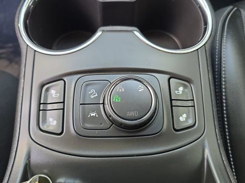 Certified 2023 GMC Terrain SLT AWD/4WD image 23