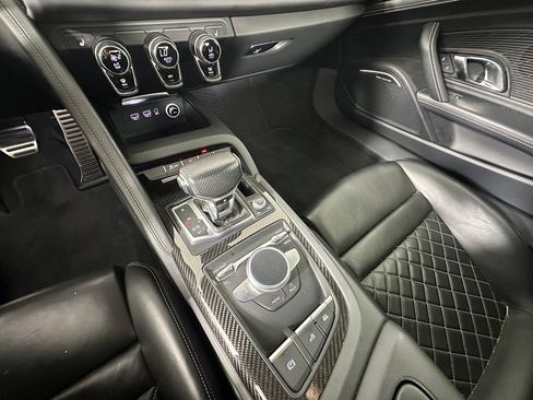 Used 2018 Audi R8 V10 plus AWD/4WD image 34
