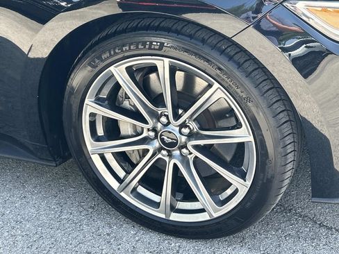 Used 2015 Ford Mustang GT Premium w/ Equipment Group 401A RWD image 10