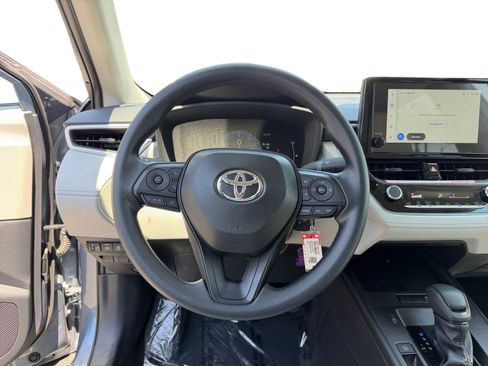 Used 2026 Toyota Corolla Cross L FWD image 12