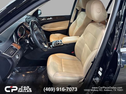 Used 2018 Mercedes-Benz GLS 450 4MATIC w/ Premium Package image 19