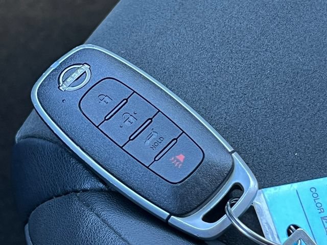 Used 2024 Nissan Ariya AWD image 32