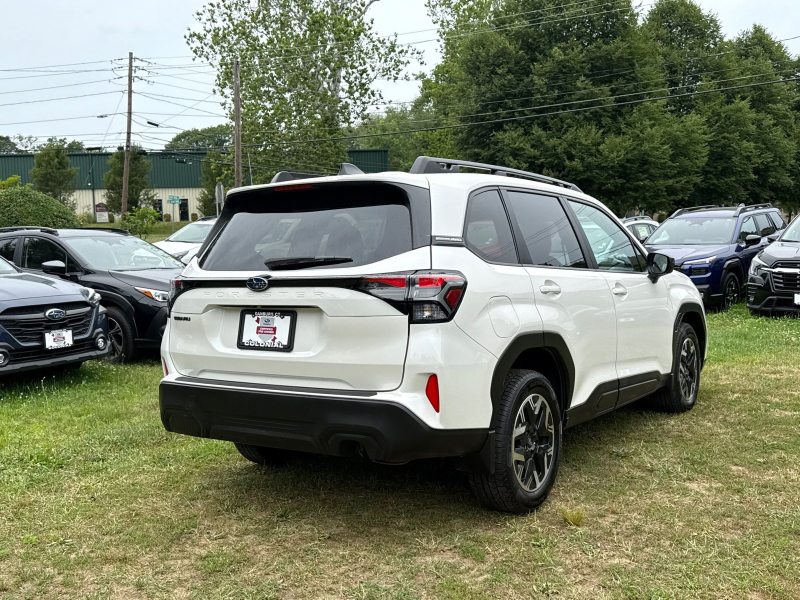 Used 2025 Subaru Forester Premium AWD/4WD image 6