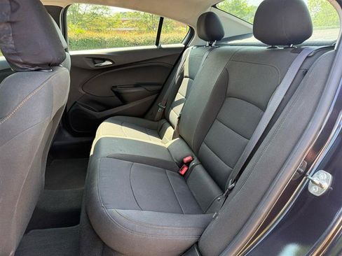 Used 2016 Chevrolet Cruze LS FWD image 18