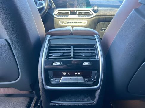 Used 2021 BMW X5 M50i w/ Premium Package image 17