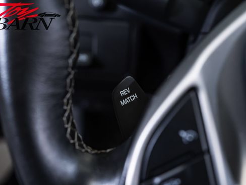 Used 2015 Chevrolet Corvette Z06 w/ 2LZ Preferred Equipment Group RWD image 42