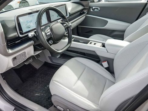 Used 2024 Hyundai Ioniq 6 Limited image 16
