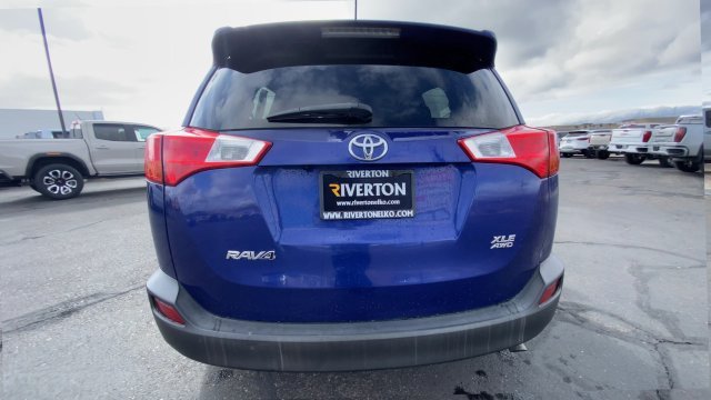 Used 2015 Toyota RAV4 XLE AWD/4WD image 7